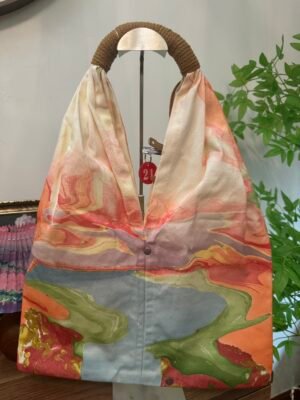 Horizon Flow Hobo Tote